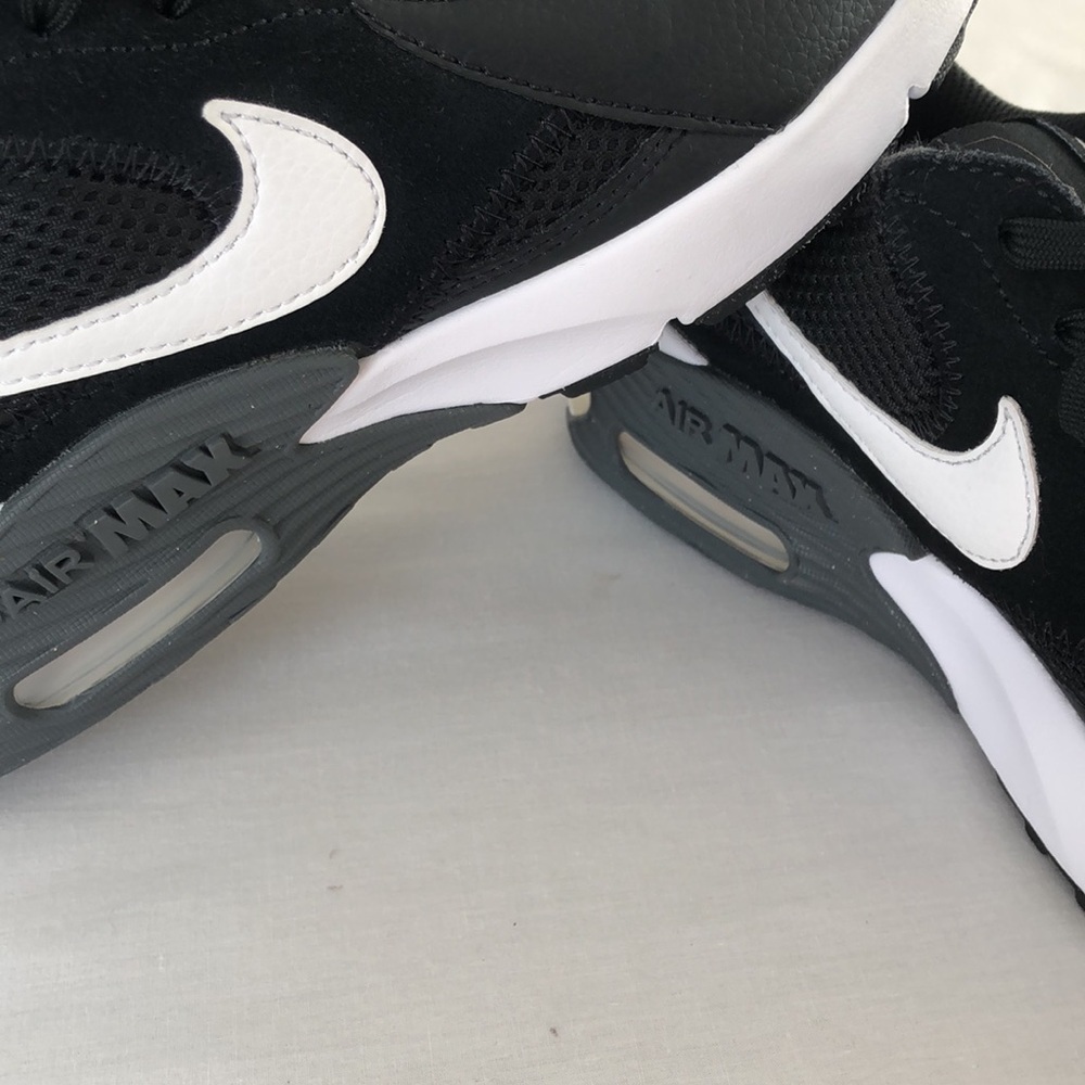 Nike air max men’s sneakers Sz 7.5 like New condition. - Picture 9 of 17